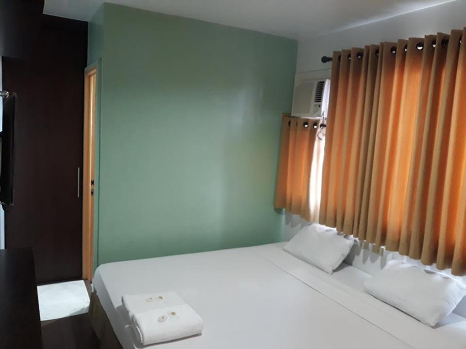 Hotel Kichi เลกัซปี ภายนอก รูปภาพ